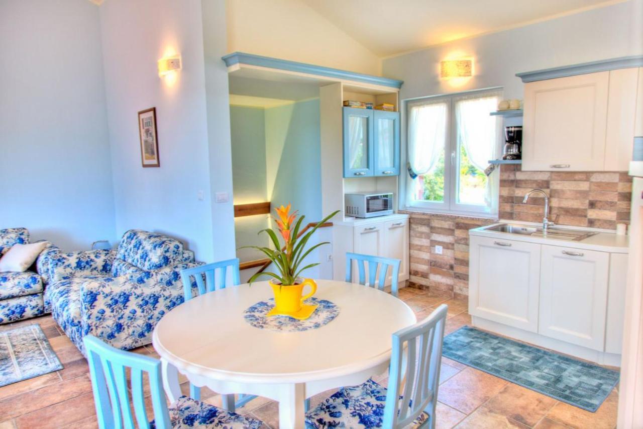 Veruda Apartments Petra Near Beach מראה חיצוני תמונה