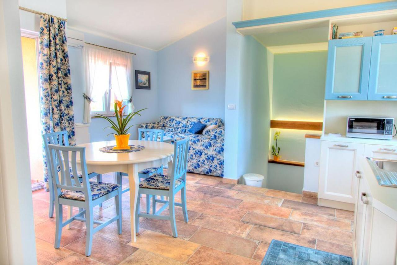 Veruda Apartments Petra Near Beach מראה חיצוני תמונה
